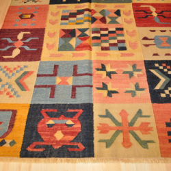 Southwestern Style Handmade Rug, Matches American Navajo Rugs.
