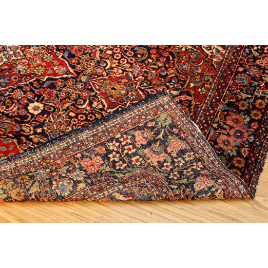Antique Persian Rug Kashan 4'2" x 7' Authentic Handmade Rug. 
