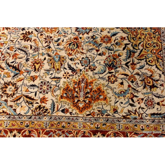 Hand-made Persian Silk Rug 5' x 8' Authentic Original natural Silk 