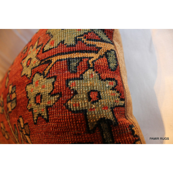 Elegant Antique Farahn Handmade Rug