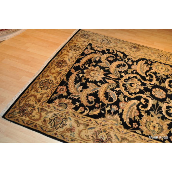 Elegant Rug, Black Background 5' X 8' Traditional Carpet